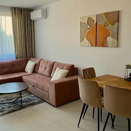 Διαμέρισμα Modern Near Cacao Beach, Pool - Balcony 4 Guests