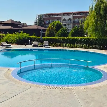 Modern Near Cacao Beach, Pool - Balcony 4 Guests Apartmán Sluneční pobřeží